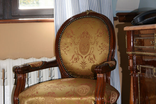 Lavendelzimmer Schreibtisch